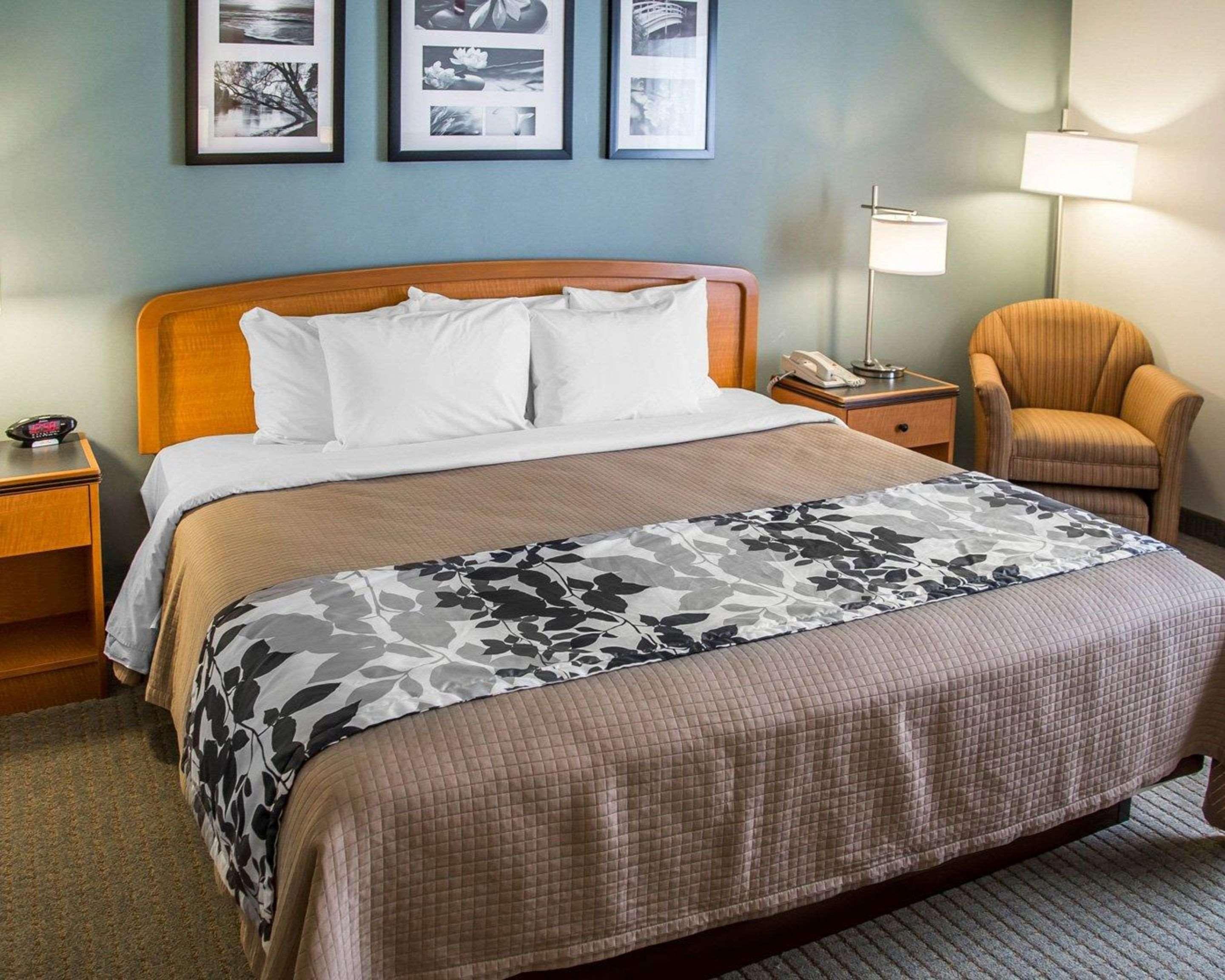 Sleep Inn & Suites Davenport - Quad Cities Exteriör bild