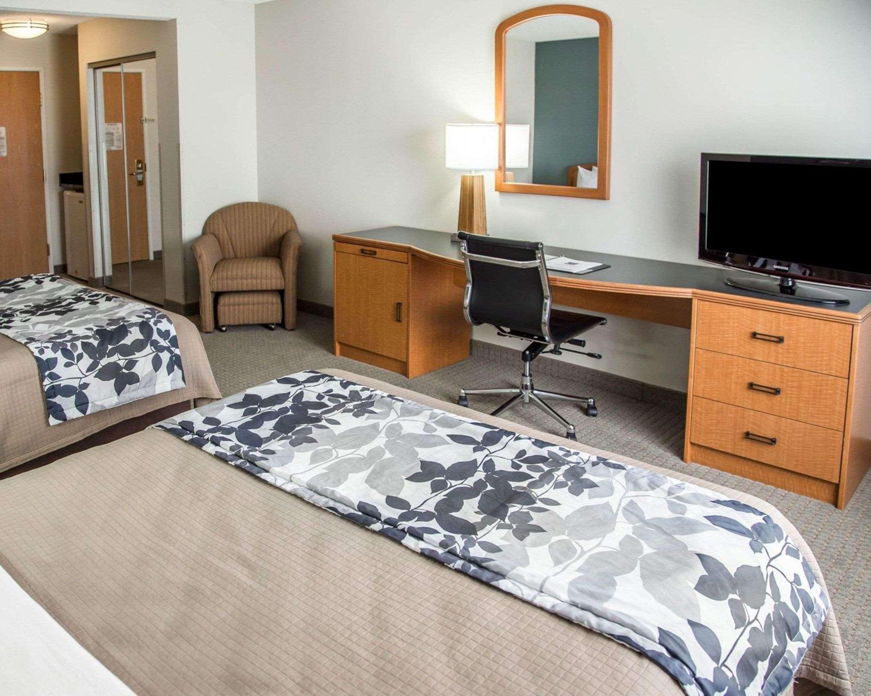 Sleep Inn & Suites Davenport - Quad Cities Exteriör bild