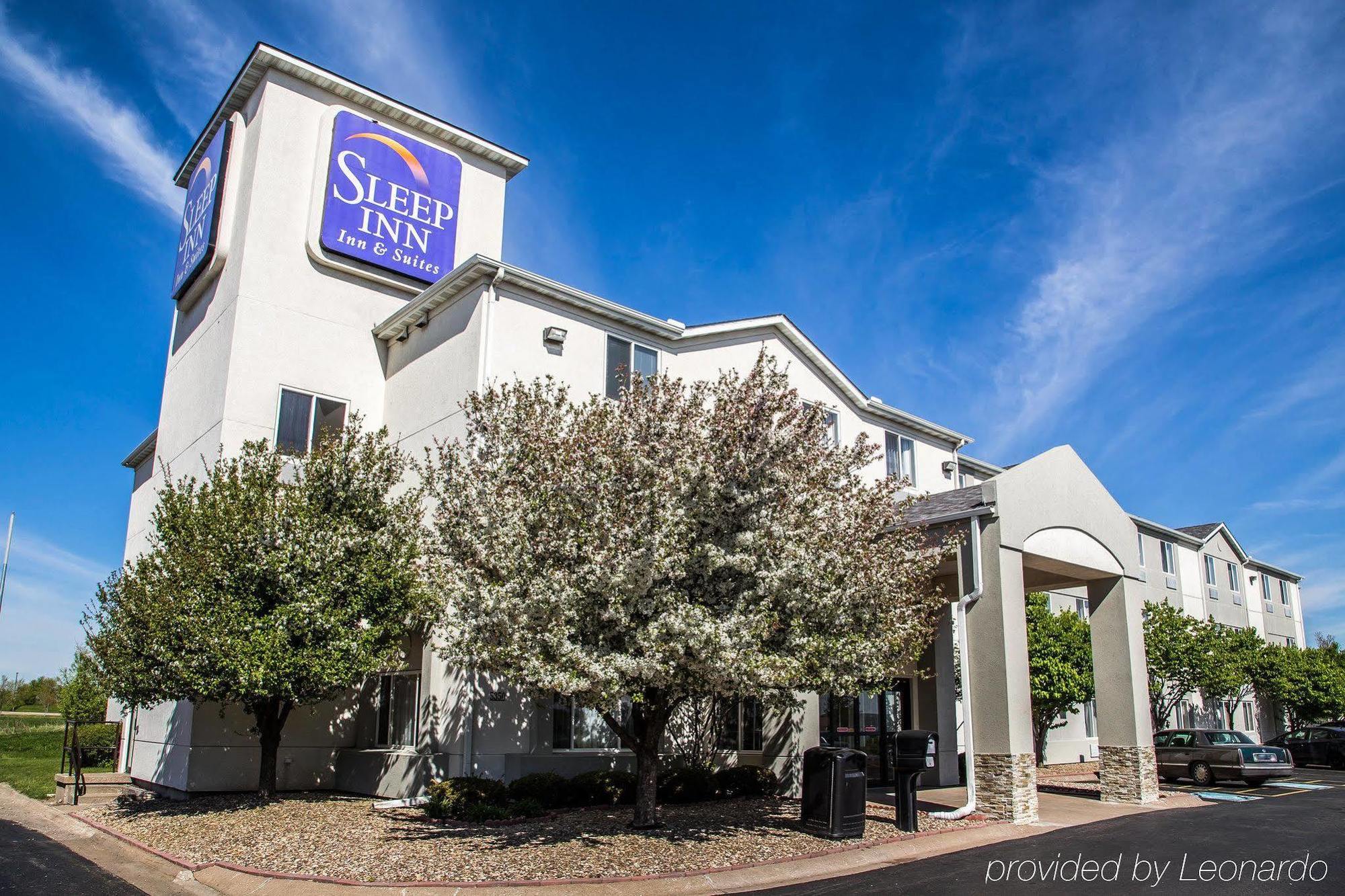 Sleep Inn & Suites Davenport - Quad Cities Exteriör bild