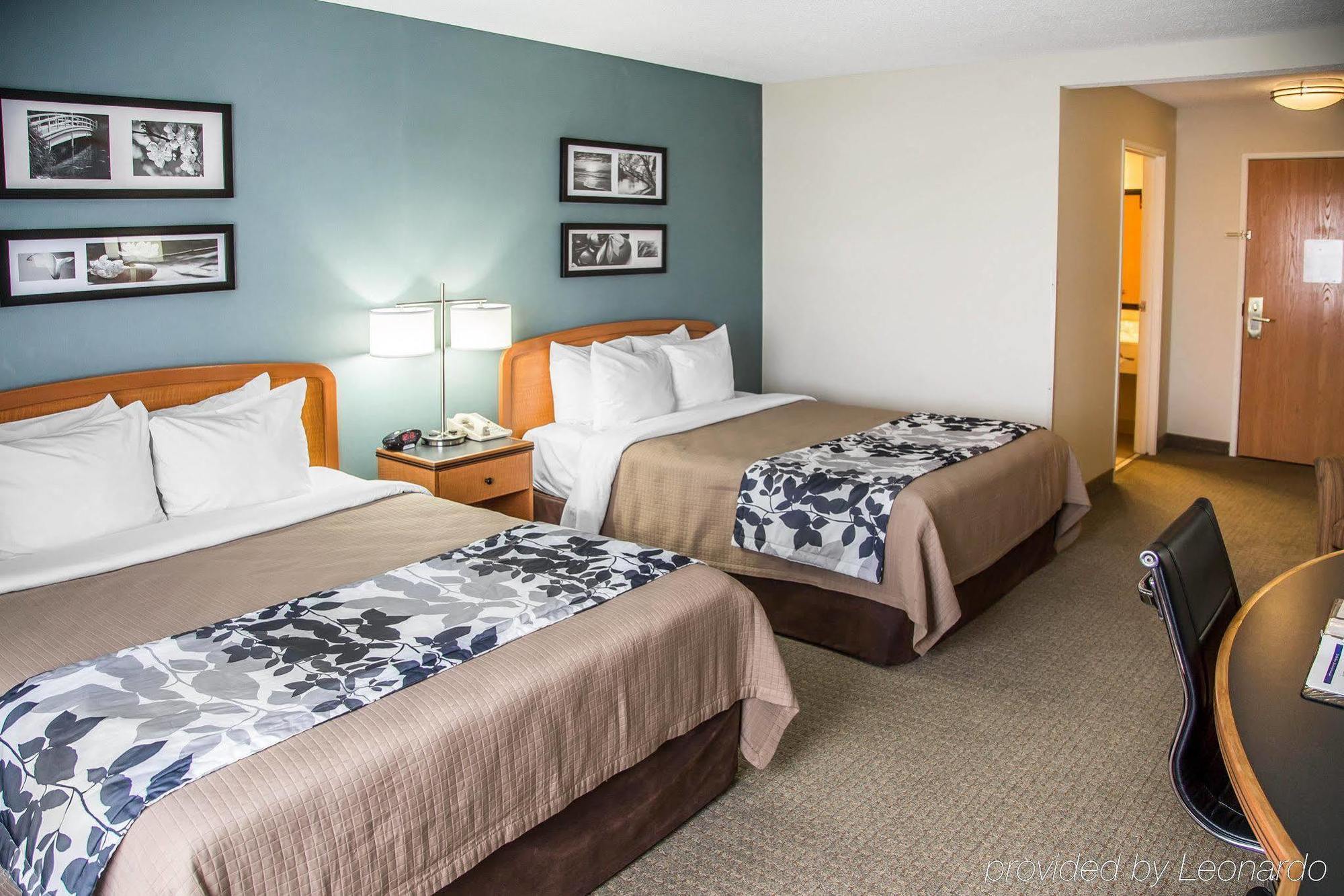 Sleep Inn & Suites Davenport - Quad Cities Exteriör bild